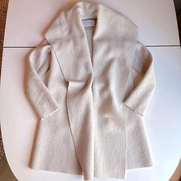 Harris Wharf London pressed wool blanket coat in cream